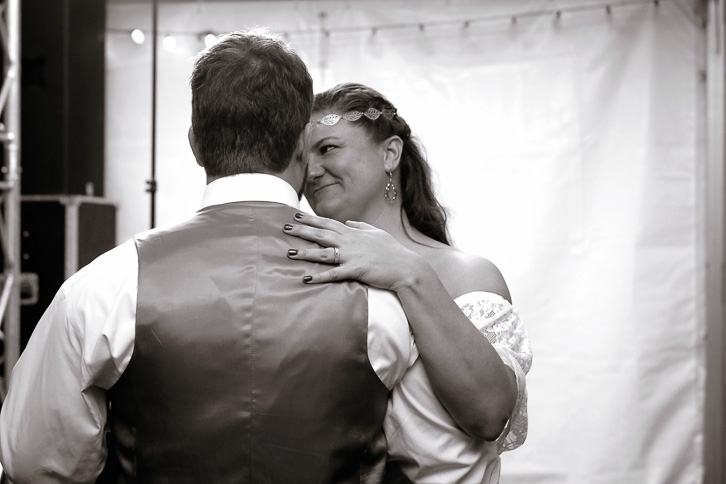 Joe Pool Lake Wedding by Dallas Wedding PHotographers - K & S Ph